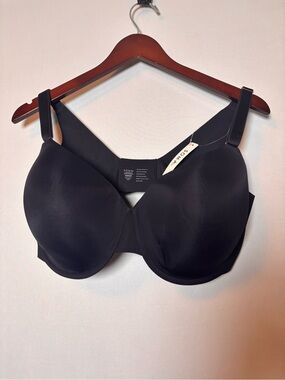 NWT SOMA Vanishing 360 Perfect Coverage Underwire Size 40DDD Color Black Bra